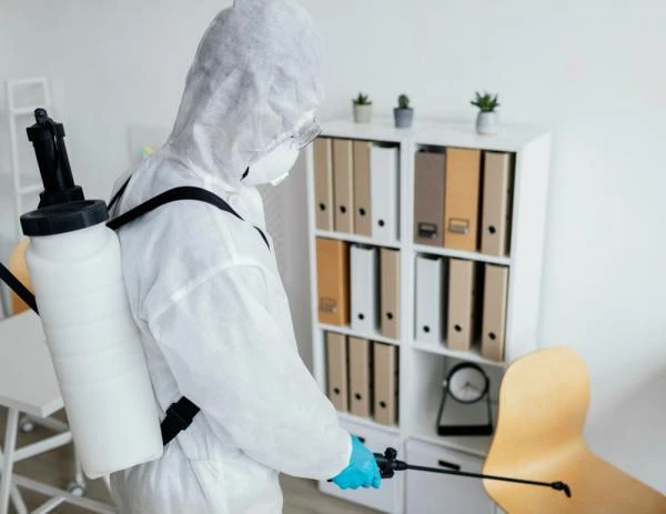 Exterminateur à Clichy