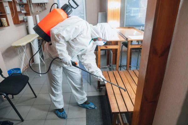 Décontamination à Clichy
